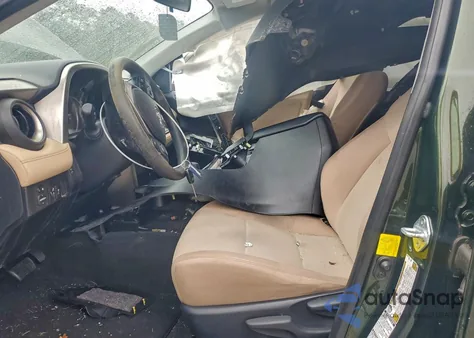 2013 Toyota Rav4 Xle z USA, uszkodzony, nr VIN JTMRFREV6D5003041